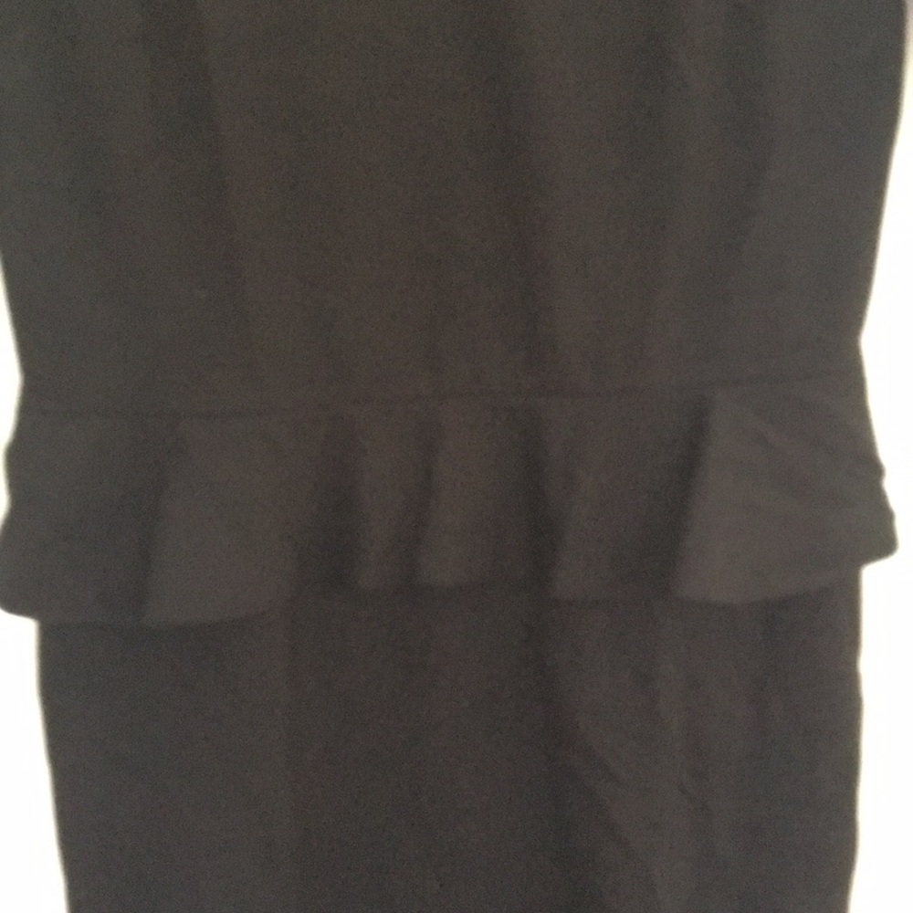 Dress - Picture 3 of 4